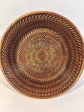 Handwoven Round Rattan Woven Decorative Basket Tray Bowl Brown 13 Inch